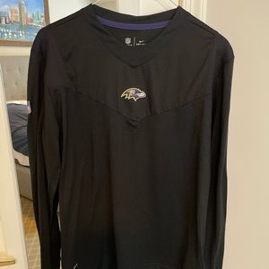 Baltimore Ravens large Nike Dri-fit ON FIELD apparel black
22 1/2” pit to pit
